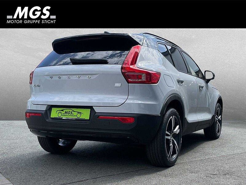 Volvo XC40 R Design Recharge Plug-In Hybrid