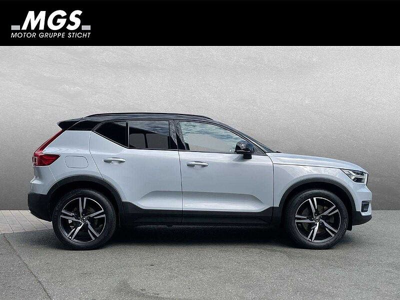 Volvo XC40 R Design Recharge Plug-In Hybrid