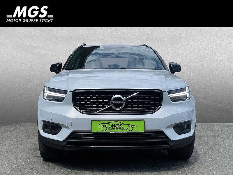 Volvo XC40 R Design Recharge Plug-In Hybrid