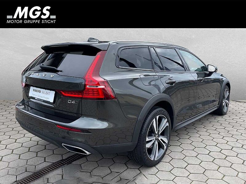 Volvo V60 Cross Country V60 Pro 2.0 Diesel #SOUND #WINTER