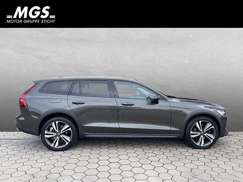 Volvo V60 Cross Country V60 Pro 2.0 Diesel #SOUND #WINTER