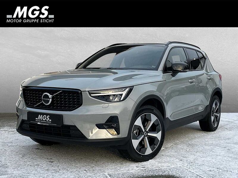 Volvo XC40 Plus Dark 2WD 2.0 DAB #Licht-Paket #NAVI