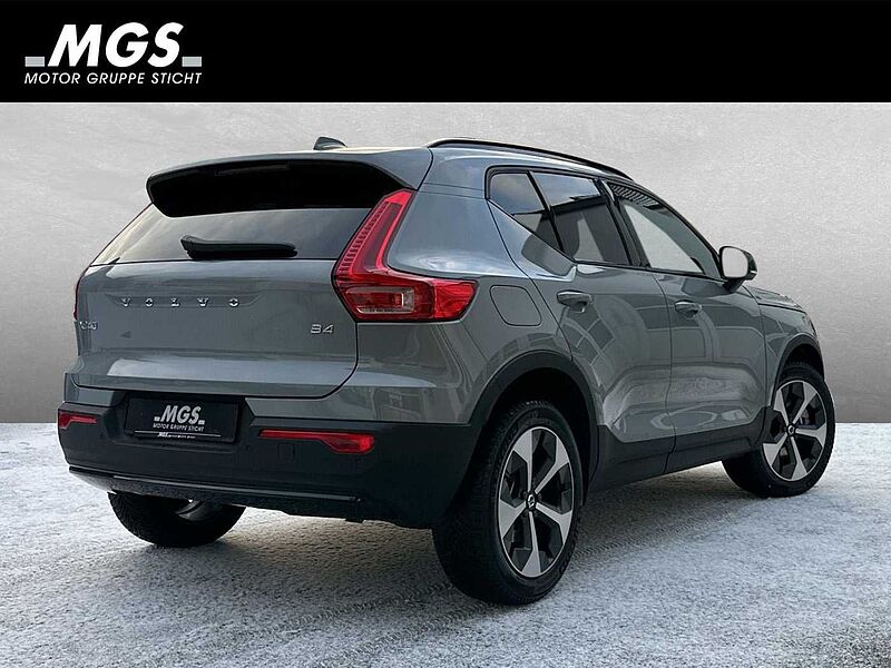 Volvo XC40 Plus Dark 2WD 2.0 DAB #Licht-Paket #NAVI