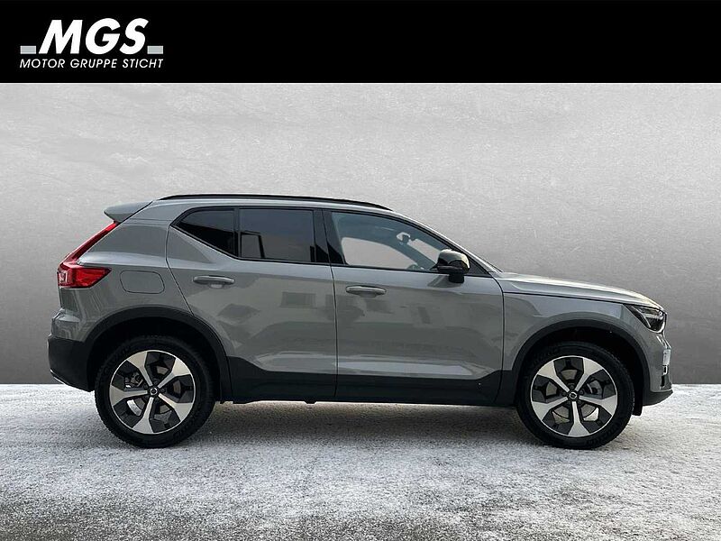 Volvo XC40 Plus Dark 2WD 2.0 DAB #Licht-Paket #NAVI